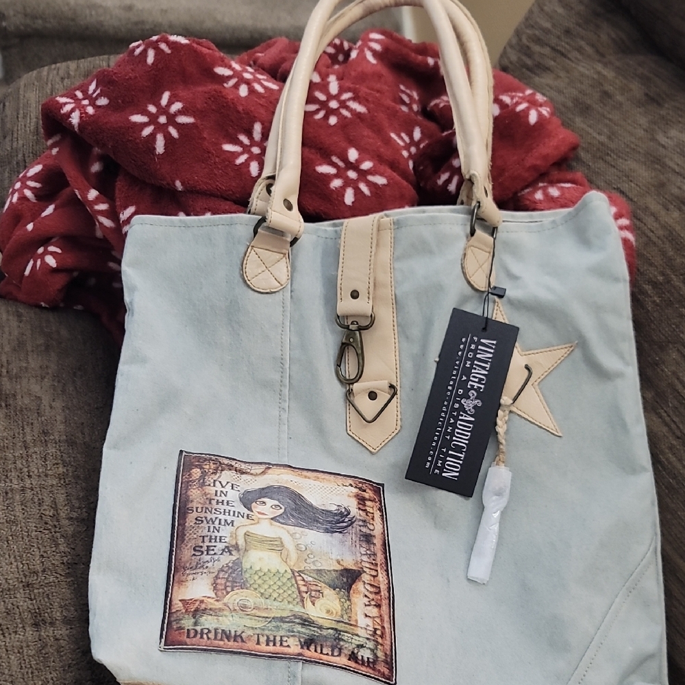 Vintage America Cream and Tan Tote Bag with Leather Accents